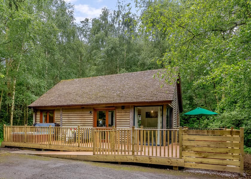 Hunters Lodge in Flaxton, York | Hoseasons