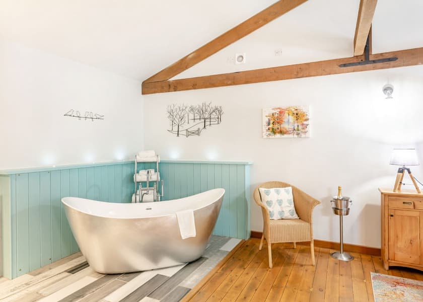 Hunters Lodge - Griffon Forest, Flaxton, York