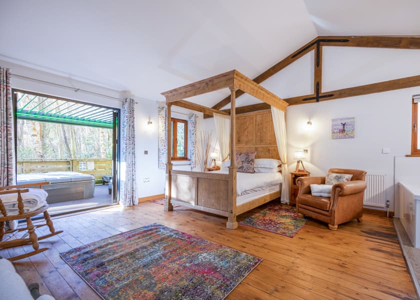 Poachers Premier - Griffon Forest, Flaxton, York