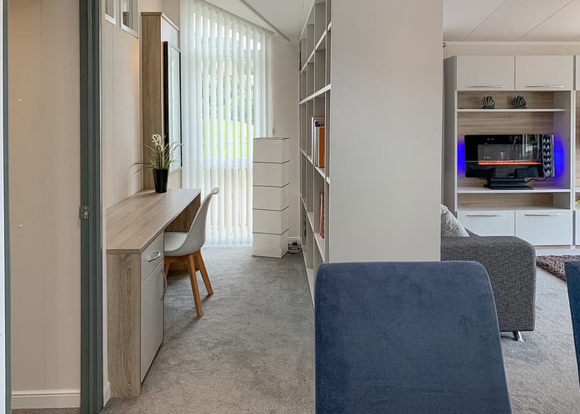 Laburnum Lodge - Gwalia Falls, Tresaith Beach, Cardigan, Ceredigion