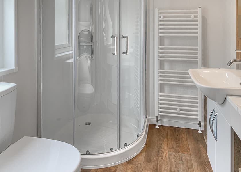 Laburnum Lodge - Gwalia Falls, Tresaith Beach, Cardigan, Ceredigion