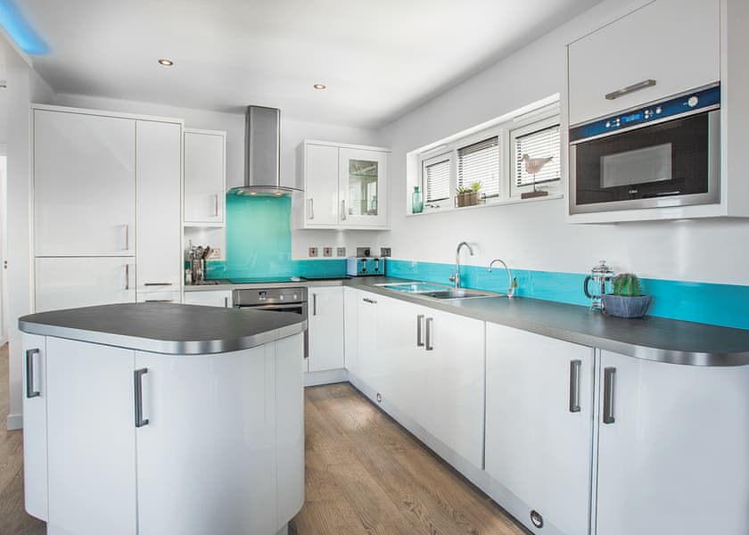 6 Person Signature Lodge Pet - Gwel an Mor, Feadon Lane, Portreath