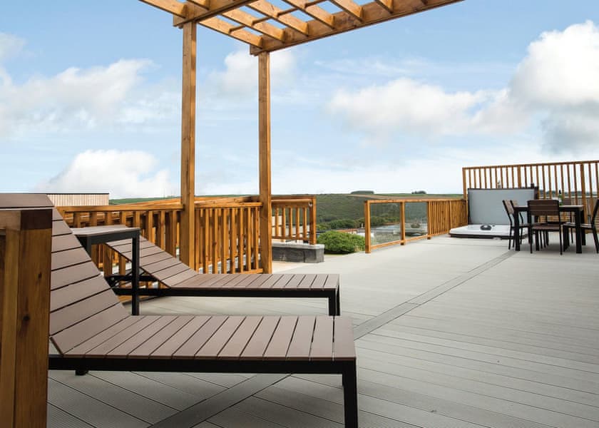 Typical Residence Collection 2 | 4 Person Signature Lodge Pet - Gwel an Mor, Feadon Lane, Portreath