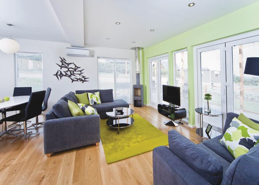 Typical Residence Collection 2 | 4 Person Signature Lodge Pet - Gwel an Mor, Feadon Lane, Portreath