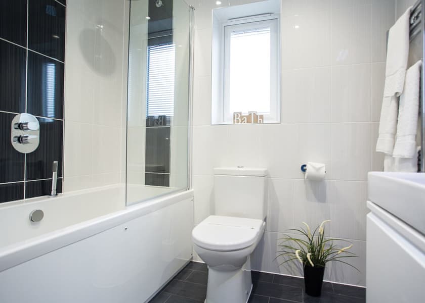 Typical Residence Collection 2 | 4 Person Signature Lodge Pet - Gwel an Mor, Feadon Lane, Portreath