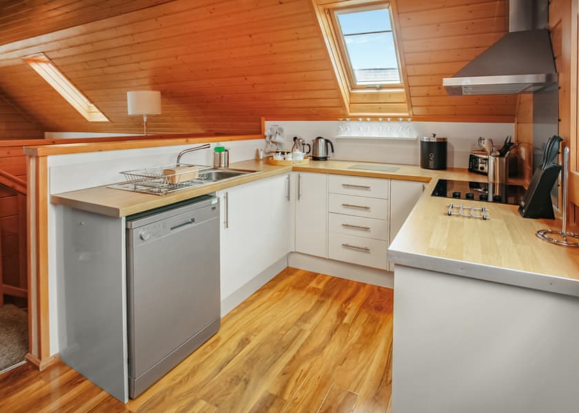 6 Person Scandinavian Lodge - Gwel an Mor, Feadon Lane, Portreath