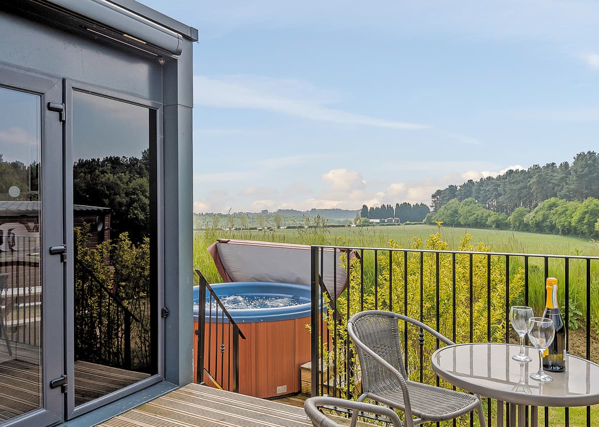 Haywood Oaks Golf and Country Club - Holiday lodge in Central England - Image 1