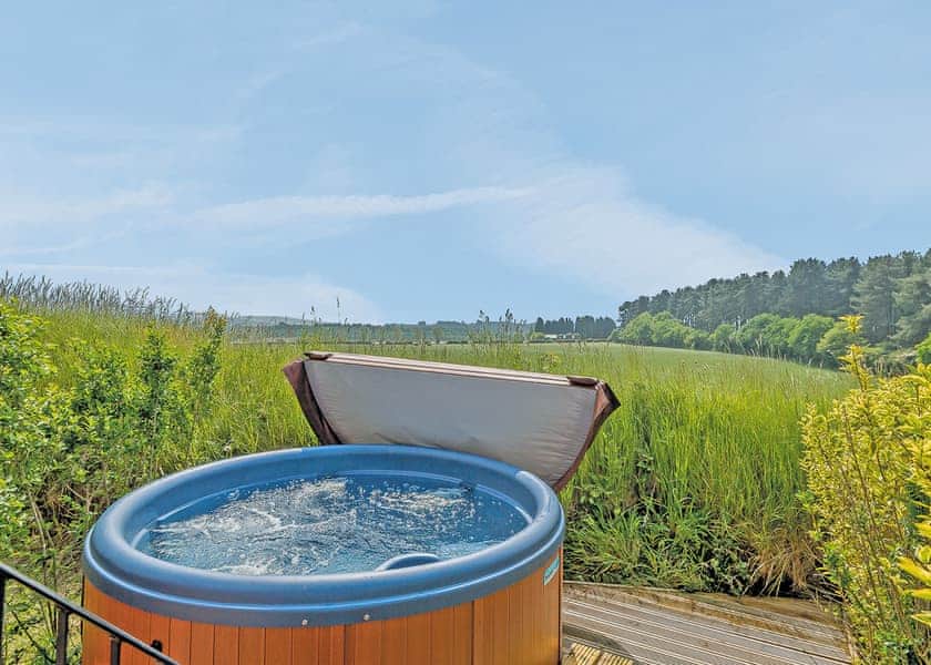 Lakeview Pod VIP | Haywood Oaks Golf and Country Club, Oxton