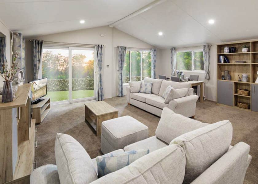 Spa Retreat 2 - Hamlet Lodge Retreat at Calloose Holiday Park, Hayle