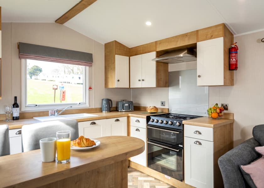 Gold Caravan 1 Sleeps 2 - Hart’s, Leysdown, Isle of Sheppey