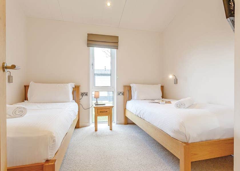 Hardy Lodge - Hawkchurch Resort and Spa, Axminster