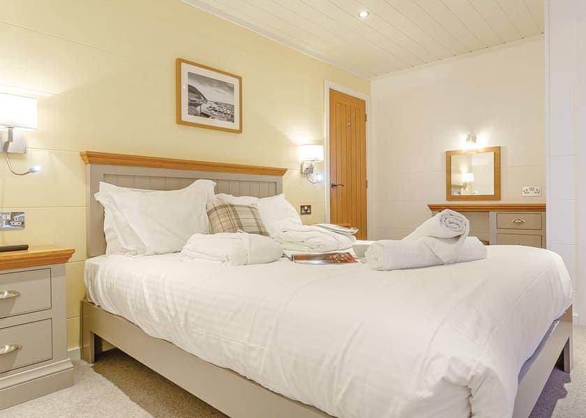 Coleridge Lodge - Hawkchurch Resort and Spa, Axminster