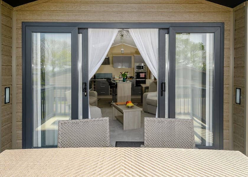 Blackmore - Hawkchurch Resort and Spa, Axminster