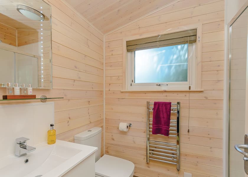 Honeysuckle Lodge - Hazelhurst Lodges, Ashover