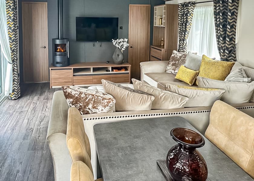 Loweswater Lodge, Ennerdale Lodge - Herdwick Croft, Bassenthwaite, near Keswick