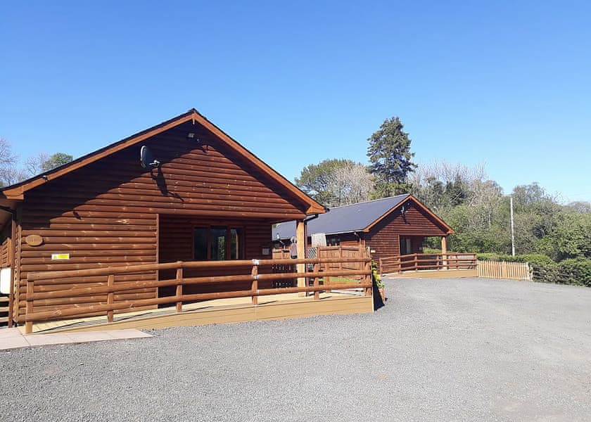 Sunny day! | Heartsease Lodges, Llanddewi, Nr. Llandrindod Wells