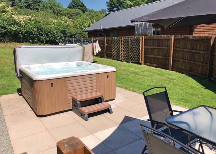 Typical Bluebell Lodge | Heartsease Lodges, Llanddewi, Nr. Llandrindod Wells