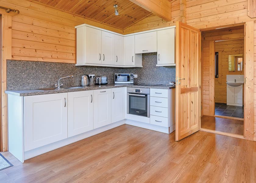 Blyth Lodge - Heathside Lodges, Wenhaston, Halesworth