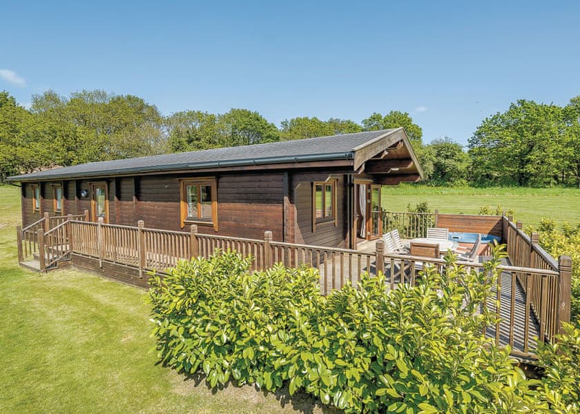 Deben Lodge - Heathside Lodges, Wenhaston, Halesworth