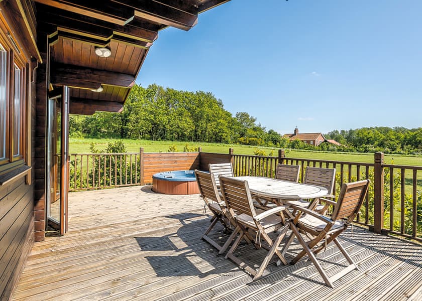 Deben Lodge - Heathside Lodges, Wenhaston, Halesworth