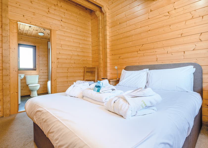 Deben Lodge - Heathside Lodges, Wenhaston, Halesworth