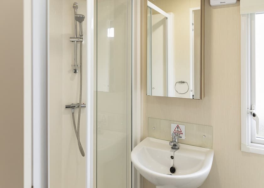 Gold  3 Caravan - Hedley Wood Holiday Park, Bridgerule, Holsworthy