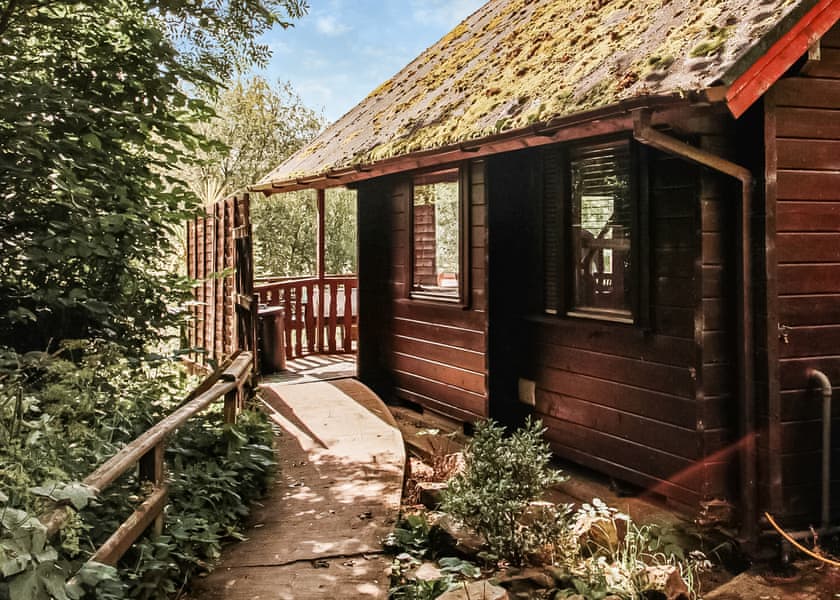 Eagle Lodge - Herons Lake Retreat, Caerwys, Flintshire