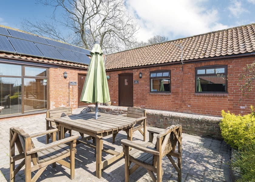 Helsey Farm Cottages, Helsey