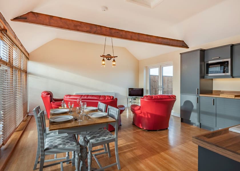 The Cow Shed - Helsey Farm Cottages, Helsey