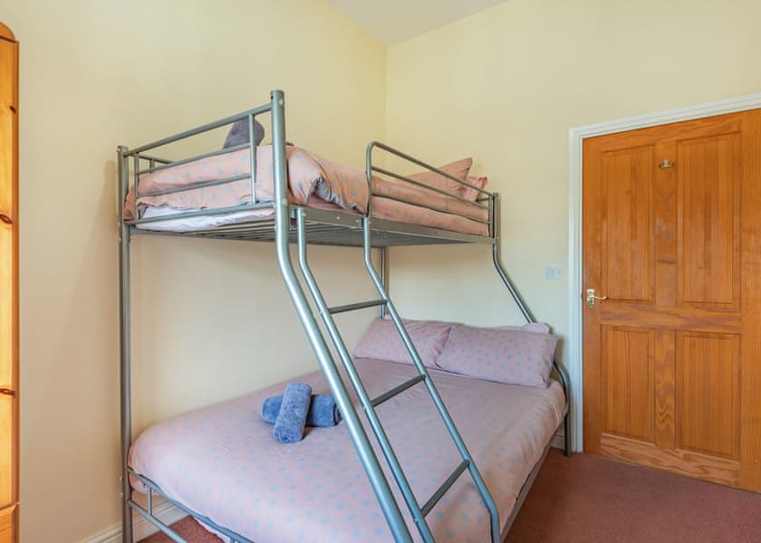 The Cow Shed - Helsey Farm Cottages, Helsey