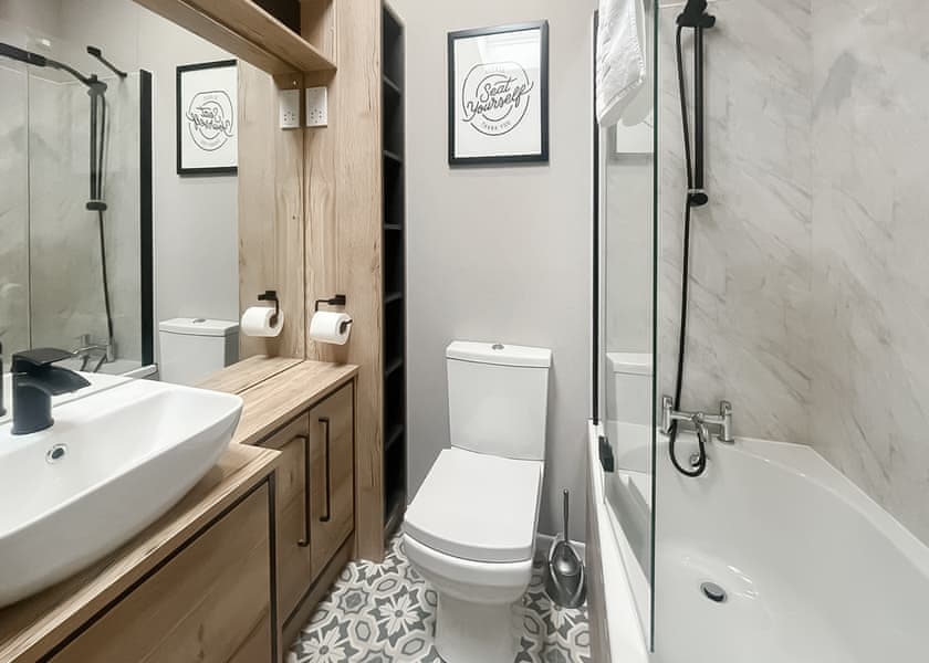 Platinum 6 berth Lodge - Helsey Farm Cottages, Helsey