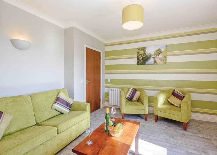 Bungalow 2 - Hemsby Beach Holiday Park, Hemsby, Great Yarmouth