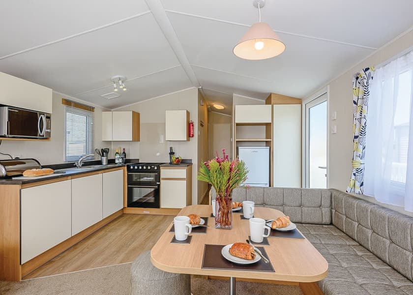 Gold 3 Plus Caravan - Hemsby Beach Holiday Park, Hemsby, Great Yarmouth