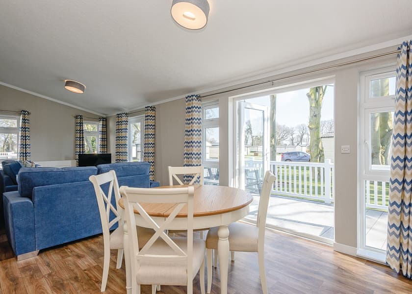 Platinum 2 Lodge Spa (Pet) | Hemsby Beach Holiday Park, Hemsby, Great Yarmouth