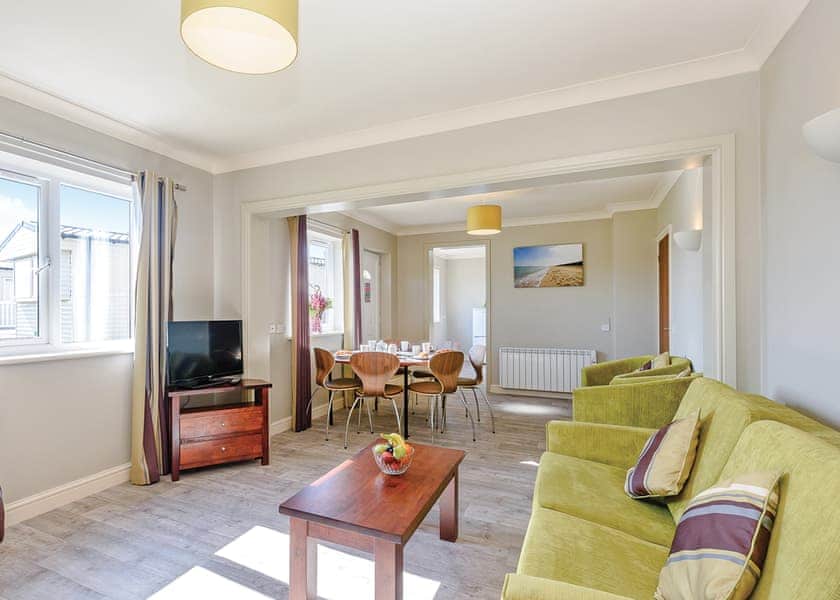 Bungalow 3 - Hemsby Beach Holiday Park, Hemsby, Great Yarmouth