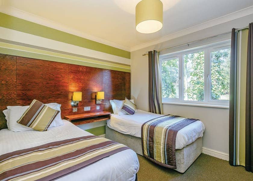 Bungalow 3 - Hemsby Beach Holiday Park, Hemsby, Great Yarmouth