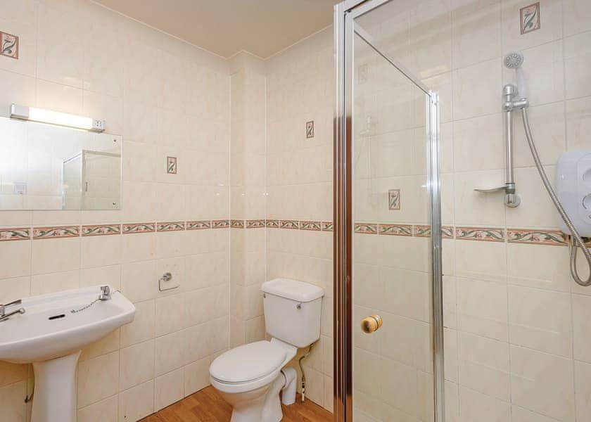Bungalow 3 - Hemsby Beach Holiday Park, Hemsby, Great Yarmouth