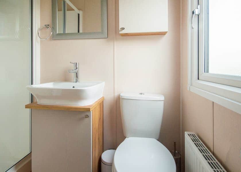 Platinum Plus 3 Lodge Spa (Pet) - Hemsby Beach Holiday Park, Hemsby, Great Yarmouth