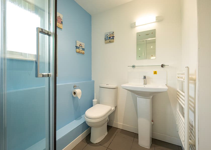 2 Bedroom Bungalow - Hengar Manor Country Park, St Tudy, Bodmin