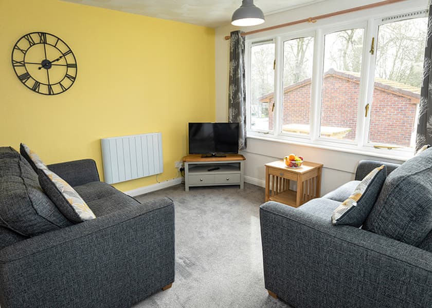 2 Bedroom Pet Friendly Bungalow - Hengar Manor Country Park, St Tudy, Bodmin