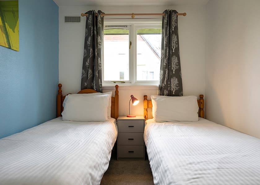 2 Bedroom Pet Friendly Bungalow - Hengar Manor Country Park, St Tudy, Bodmin