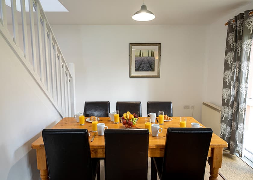 3 Bedroom Villa 6 - Hengar Manor Country Park, St Tudy, Bodmin