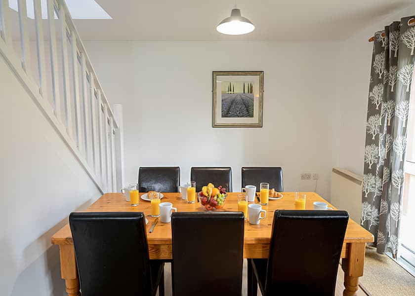 3 Bedroom Pet Friendly Villa 8 - Hengar Manor Country Park, St Tudy, Bodmin