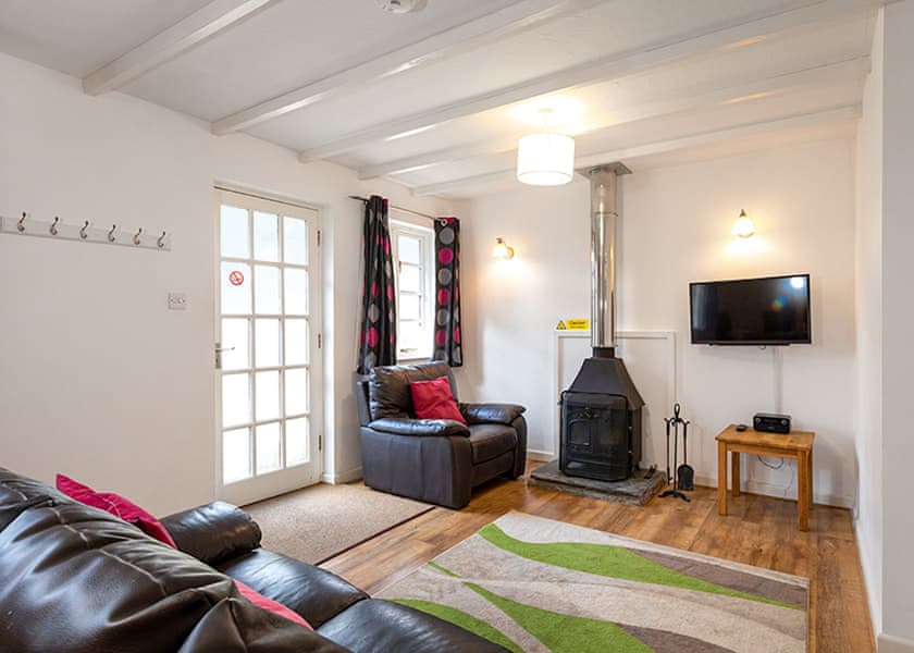 2 Bedroom Cottage - Hengar Manor Country Park, St Tudy, Bodmin