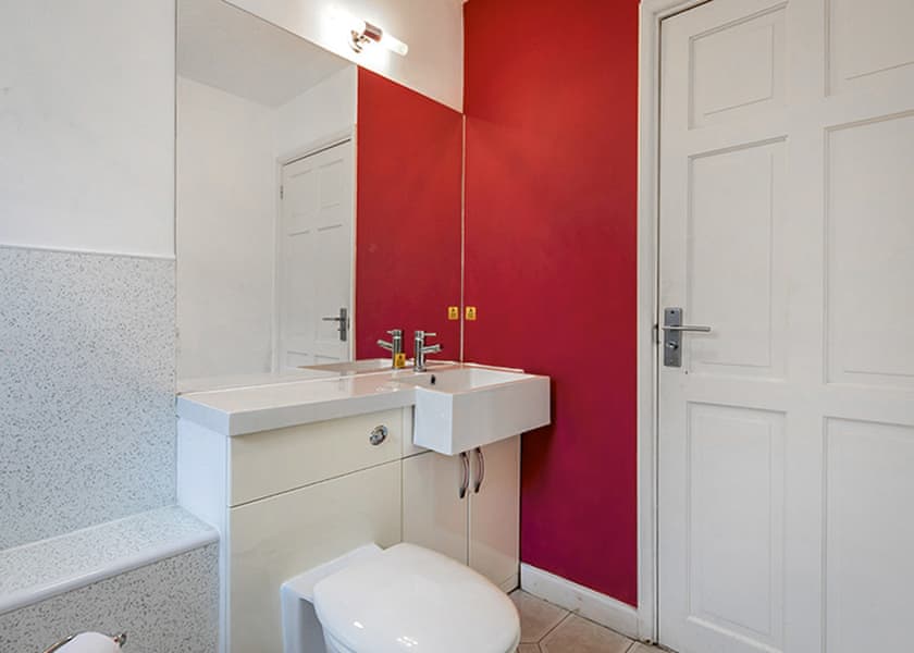 2 Bedroom Pet Friendly Cottage - Hengar Manor Country Park, St Tudy, Bodmin