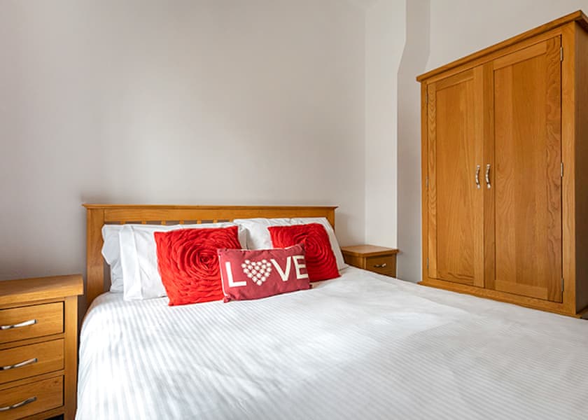 3 Bedroom Pet Friendly Cottage - Hengar Manor Country Park, St Tudy, Bodmin