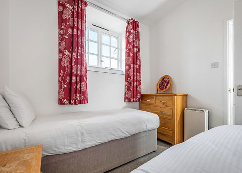 3 Bedroom Pet Friendly Cottage - Hengar Manor Country Park, St Tudy, Bodmin