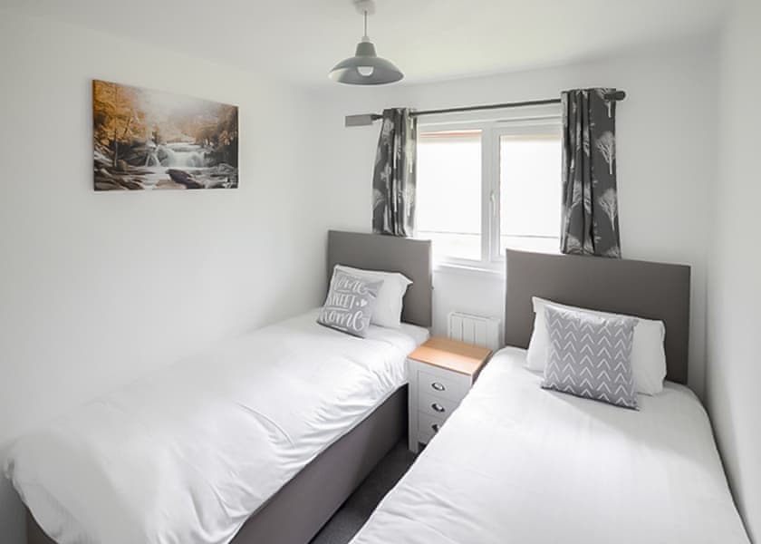 Gold 2 Bungalow - Hengar Manor Country Park, St Tudy, Bodmin