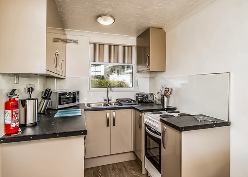 2 Bedroom Pet Friendly Bungalow - Hengar Manor Country Park, St Tudy, Bodmin