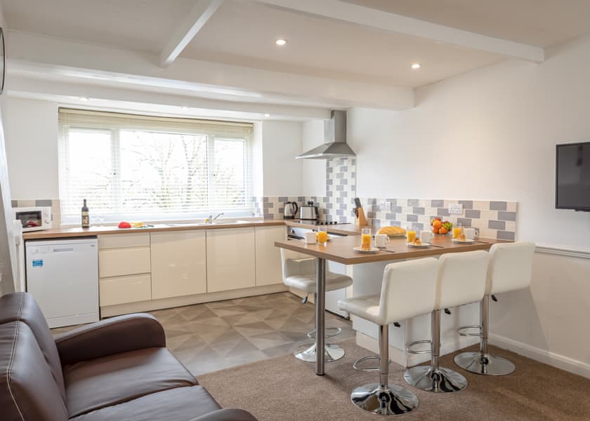 Butlers Quarters Apartment - Hengar Manor Country Park, St Tudy, Bodmin